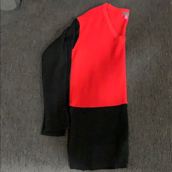 *SOLD* Vince Camuto V-Neck Sweater💙 - Picture 4 of 6